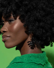 Load image into Gallery viewer, Plentiful Petals - Black