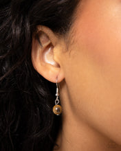 Load image into Gallery viewer, Pendant Puzzle - Brown