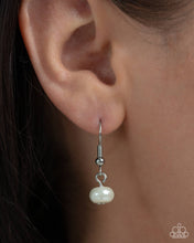 Load image into Gallery viewer, Modest Malibu - Red