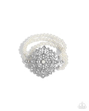 Load image into Gallery viewer, Flattering Florals - White