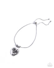 Load image into Gallery viewer, Personalized Bouquet - August - Silver
