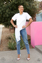 Load image into Gallery viewer, Glimpses of Malibu - 0522