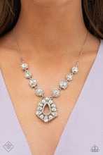 Load image into Gallery viewer, Fiercely 5th Avenue - 0723