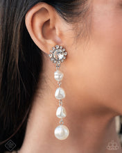 Load image into Gallery viewer, Fiercely 5th Avenue - 1124
