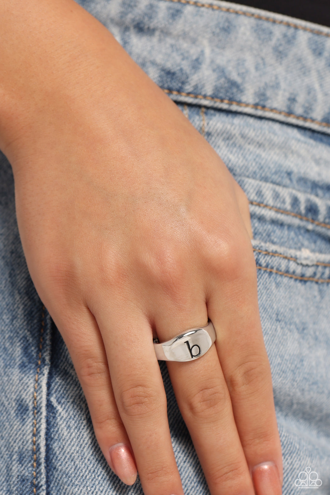 Monogram Memento - Silver - B (R880)
