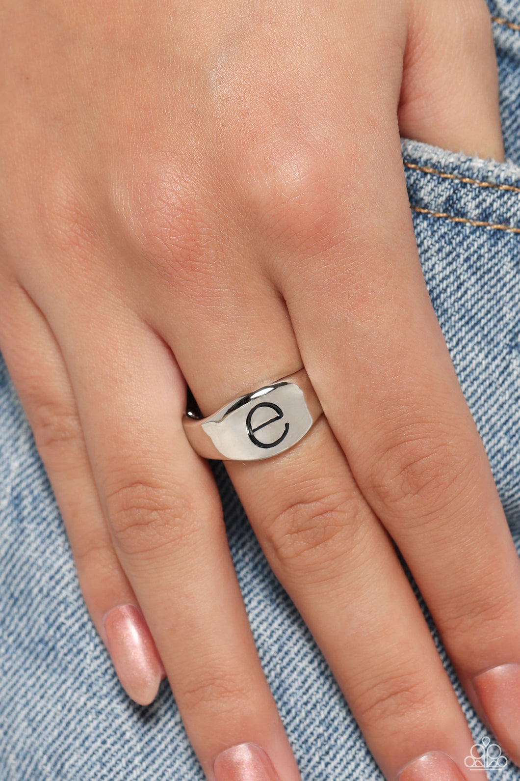 Monogram Memento - Silver - E (R878)