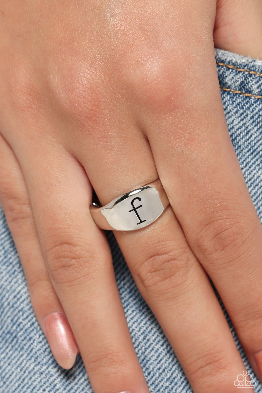 Monogram Memento - Silver - F (R882)