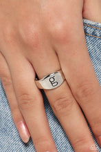 Load image into Gallery viewer, Monogram Memento - Silver - G (R883)
