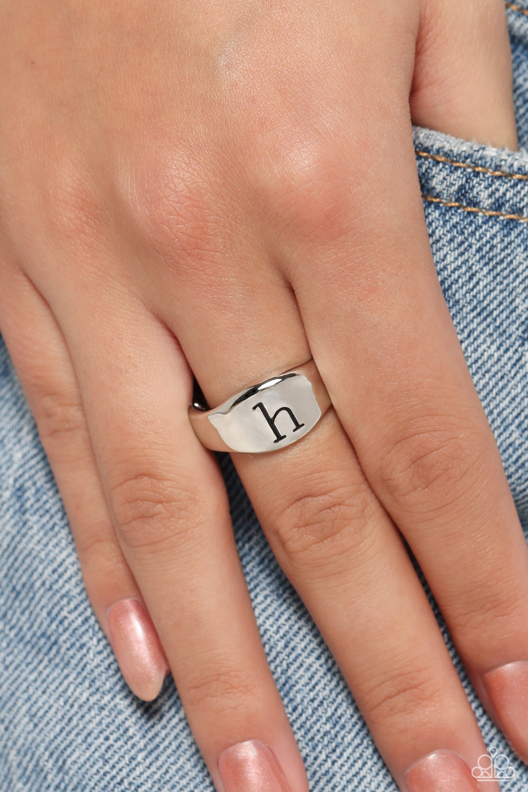 Monogram Memento - Silver - H (R871)