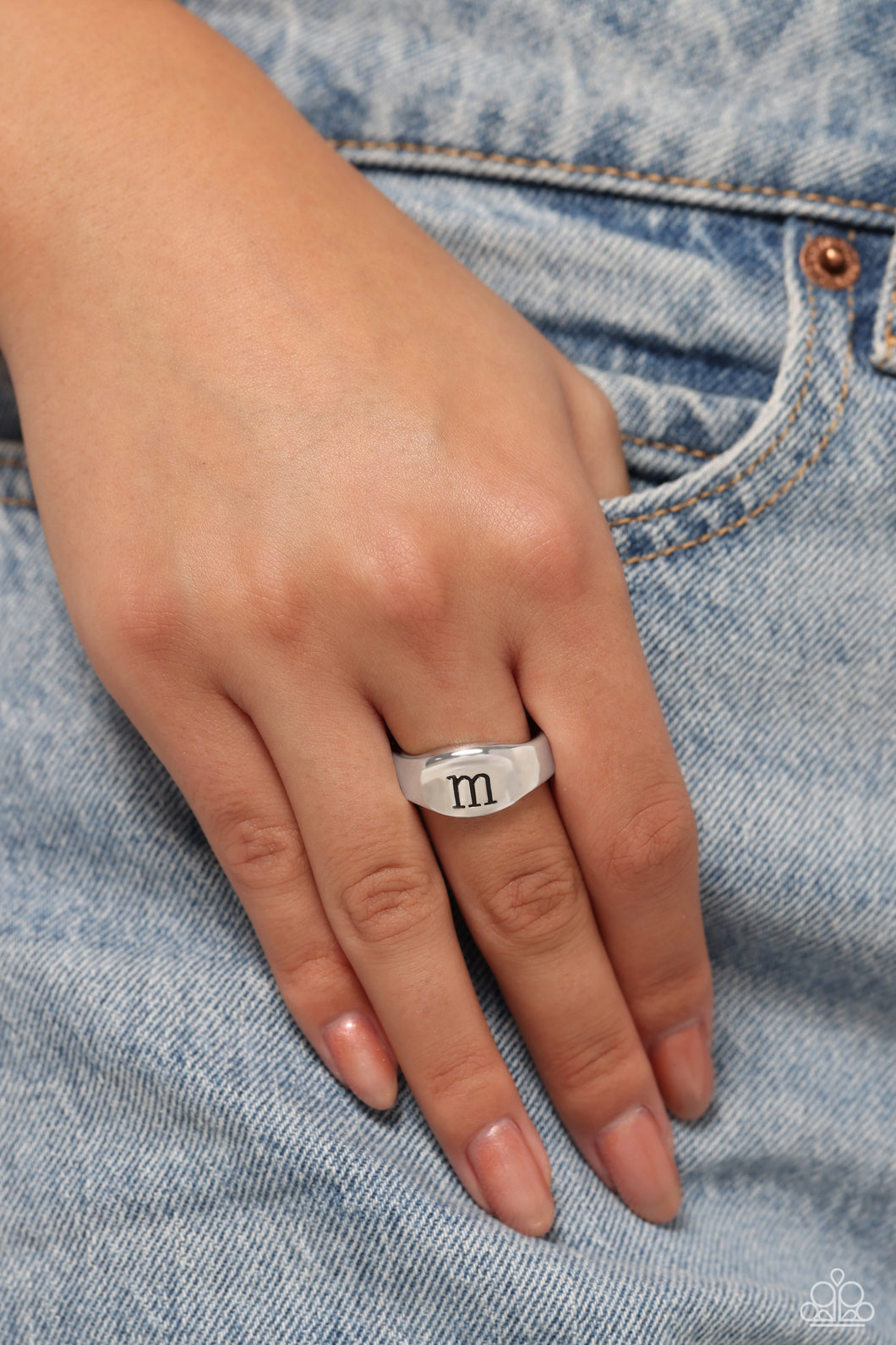 Monogram Memento - Silver - M (R868)
