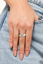 Load image into Gallery viewer, Monogram Memento - Silver - N (R875)

