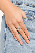 Load image into Gallery viewer, Monogram Memento - Silver - O (R886)
