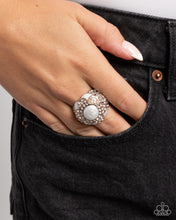 Load image into Gallery viewer, Pearly Podium - Copper (R944)
