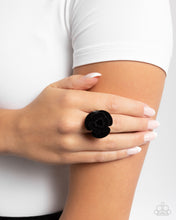 Load image into Gallery viewer, Relaxed Rosette - Black (R962)

