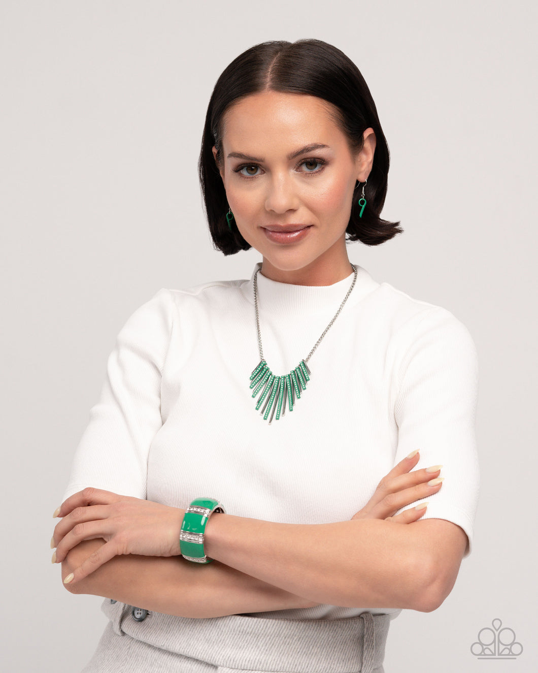 Fashionable & Colored Complete Look - Green