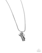 Load image into Gallery viewer, Hole in One Haute - Silver
