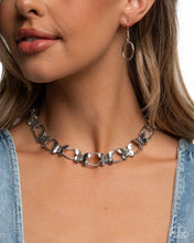 Load image into Gallery viewer, Butterfly Build &amp; Fluttering Fabrication  - Complete Look - Silver
