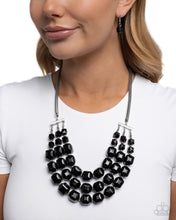 Load image into Gallery viewer, Reliant Rows - Black
