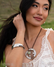 Load image into Gallery viewer, Simply Santa Fe - Complete Look (0726)
