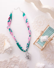 Load image into Gallery viewer, Resort Runway - Green
