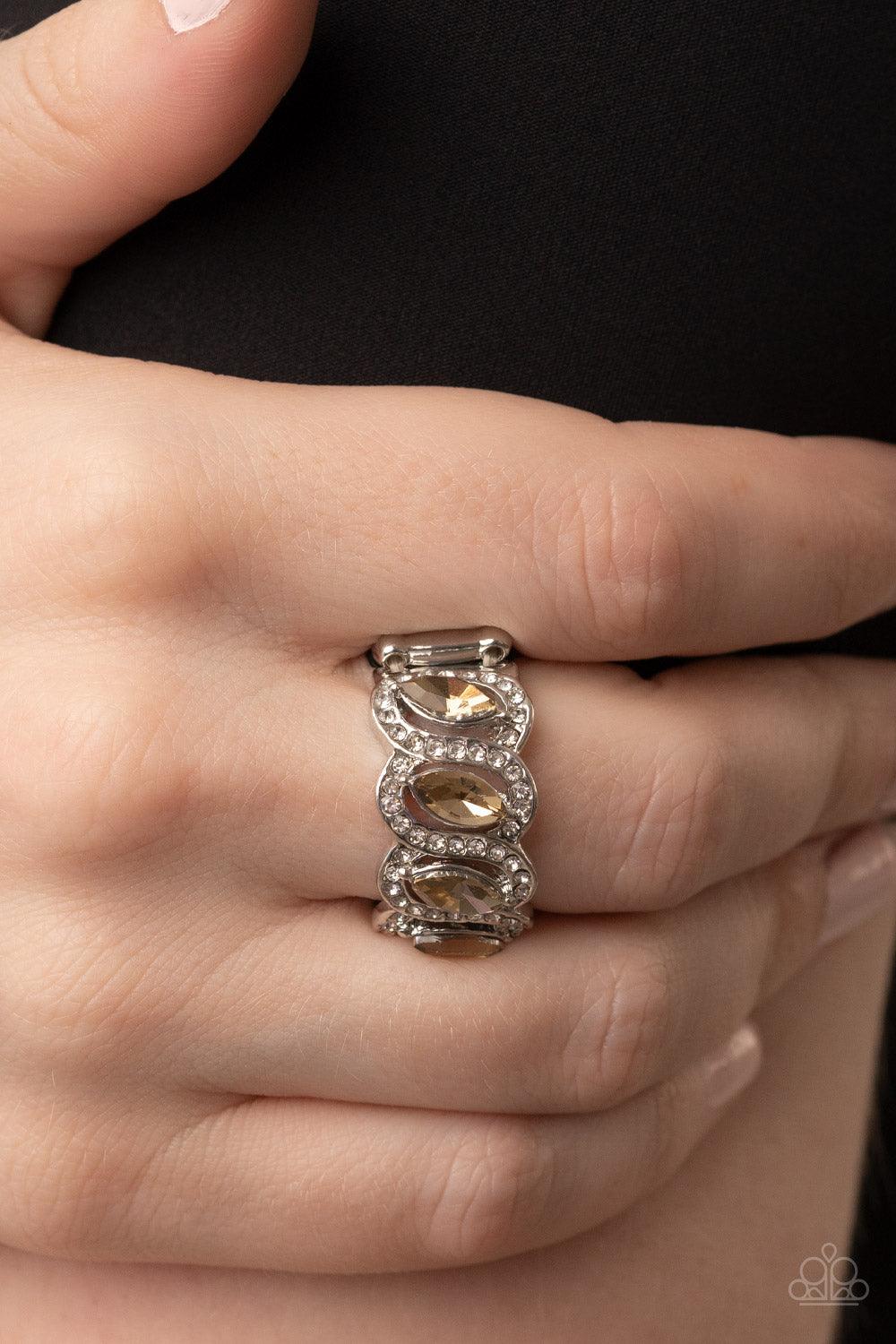 Staggering Sparkle - Brown (R665)
