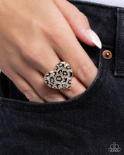 Load image into Gallery viewer, Cheetah Cameo - Gold (R948)
