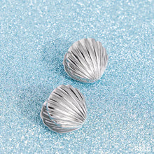 Load image into Gallery viewer, Seashell Surprise - Silver
