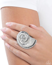Load image into Gallery viewer, Shipwrecked Shell - Silver (R1000)
