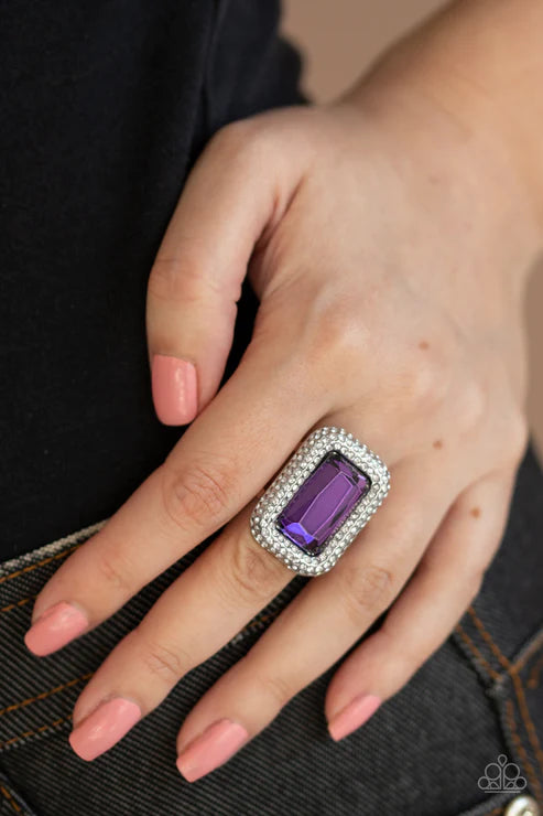 A Grand STATEMENT-MAKER - Purple (R137)