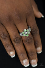 Load image into Gallery viewer, Garland Glamour - Green
