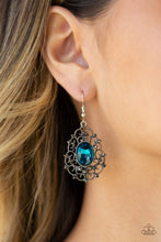 Load image into Gallery viewer, Regal Razzle - Blue
