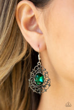 Load image into Gallery viewer, Regal Razzle - Green
