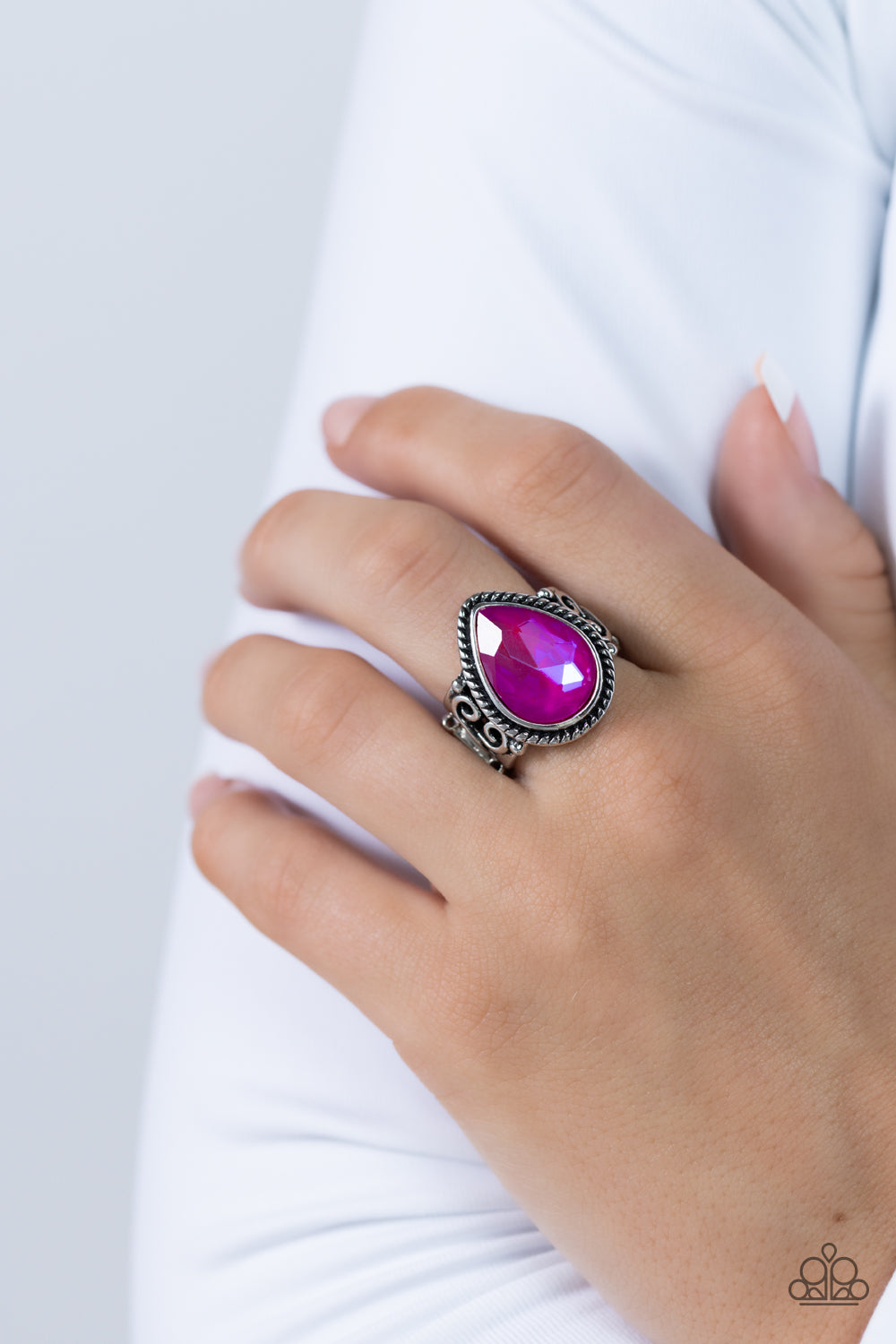 Supernatural Sparkle - Pink (R731)