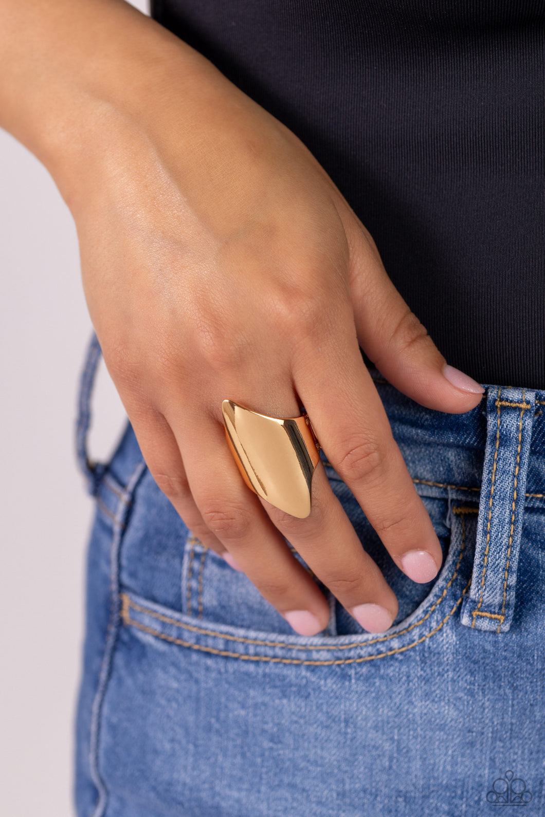 Pointed Palm Desert - Gold (R753)
