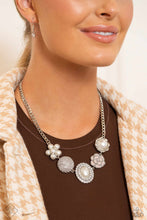 Load image into Gallery viewer, Fiercely 5th Avenue - 0124
