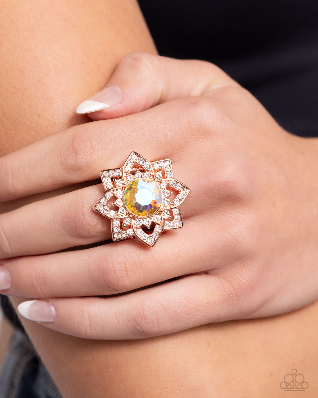 Pleasant Petals - Copper (R846)